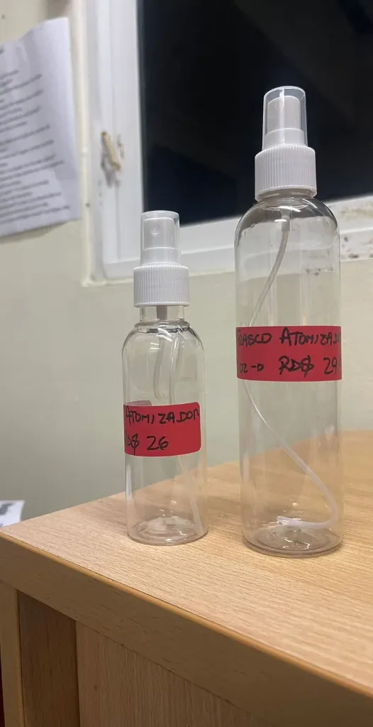 BOTELLA CILINDRICA DE 8 OZ CON TAPA DE ATOMIZADOR