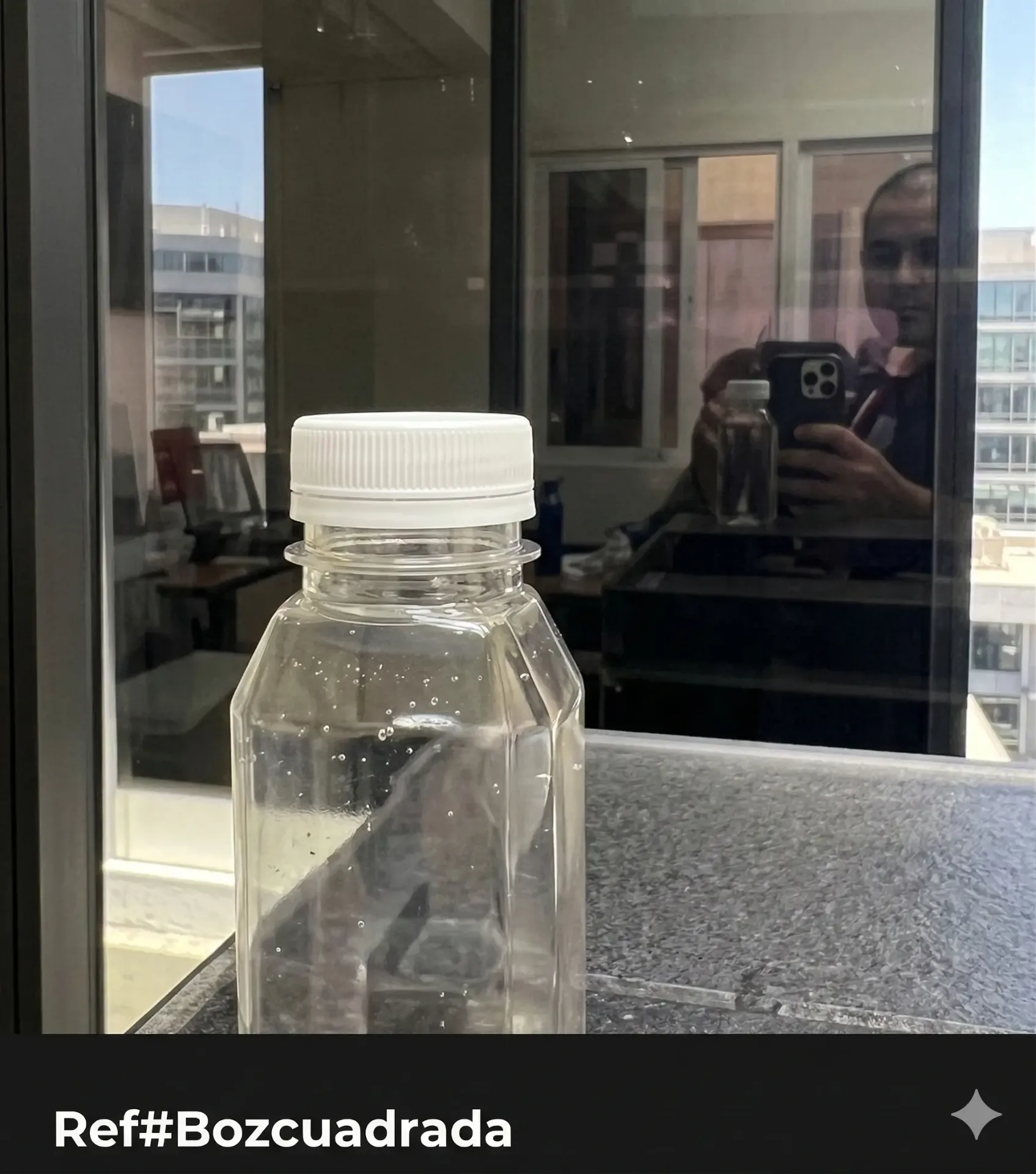 BOTELLA CUADRADA DE 12 OZ CON TAPA 